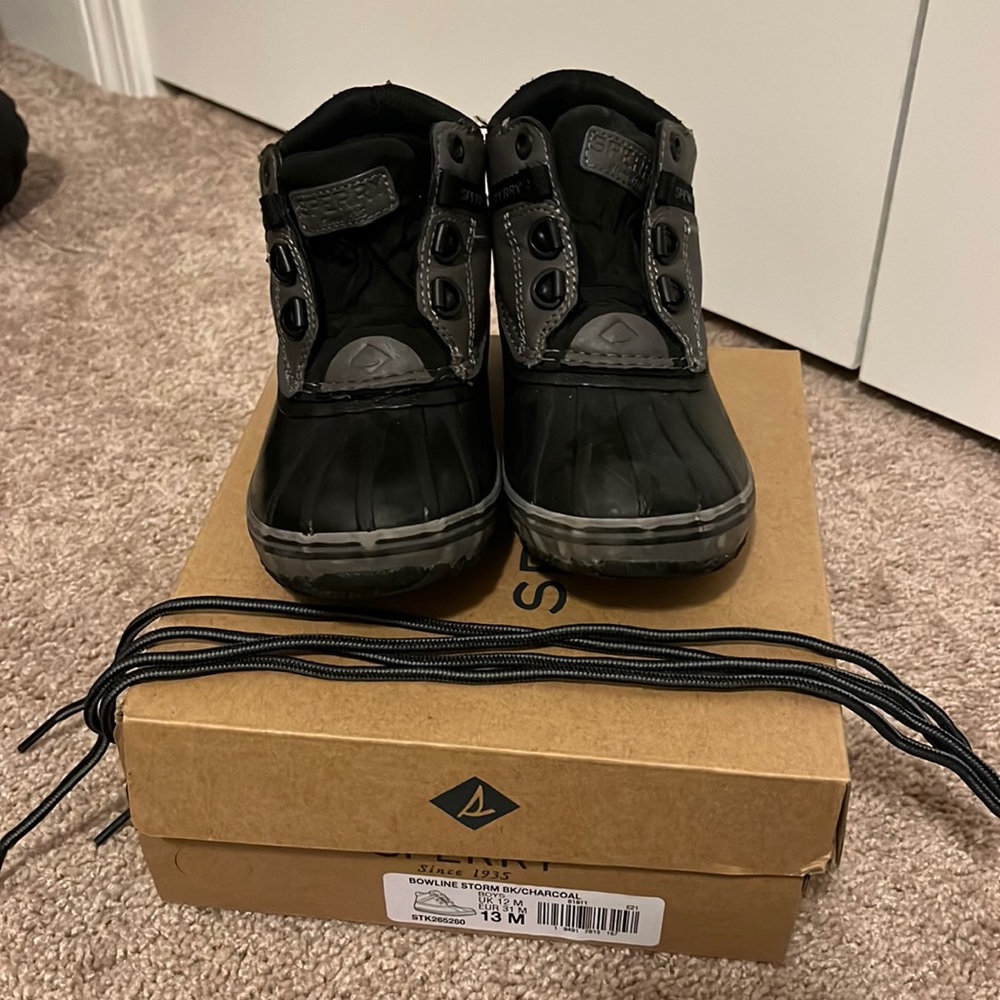 Sperry Charcoal water boot size 13little Boy